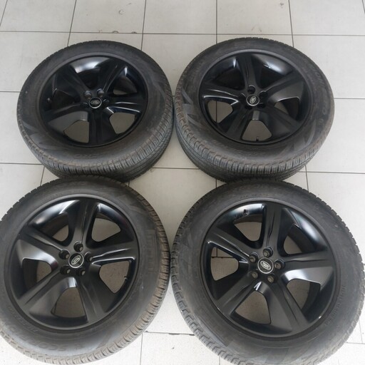  19'' ΖΑΝΤΕΣ LAND ROVER ΜΕ PIRELLI 255/55R19