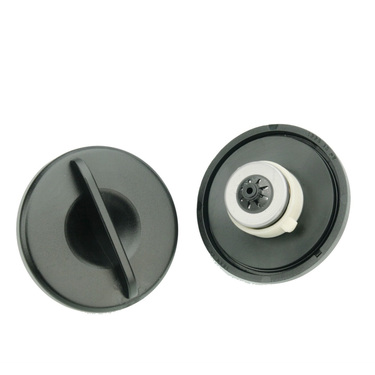 ΤΑΠΑ ΠΕΤΡΕΛΑΙΟΥ ΜΕ ΚΛΕΙΔΙ ΓΙΑ LAMBORGHINI /CARRARO /AUSA /BCS /FERRARI /DEUTZ  FARMA - 1 τεμ.