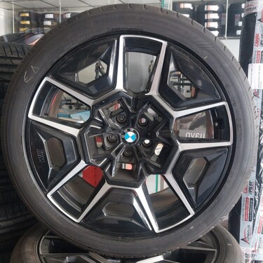 ΜΕΤΑΧΕΙΡΙΣΜΕΝΕΣ ΖΑΝΤΕΣ 22΄'' ΓΙΑ BMW XM 10X22 11X22 ΜΕ ΛΑΣΤΙΧΑ