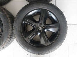 19'' ΖΑΝΤΕΣ LAND ROVER ΜΕ PIRELLI 255/55R19