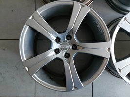 ΜΕΤΑΧΕΙΡΙΣΜΕΝΕΣ ΖΑΝΤΕΣ 18'' 8X18 5X114 ET35