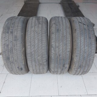 ΜΕΤΑΧΕΙΡΙΣΜΕΝΑ ΕΛΑΣΤΙΚΑ 215/65R17 MICHELIN DOT 0521