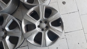 ΜΕΤΑΧΕΙΡΙΣΜΕΝΕΣ ΖΑΝΤΕΣ 21'' LAND ROVER 9.5X21 5X120 ET49 